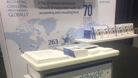 stand-1.jpg